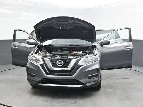 Used 2017 Nissan Rogue SV w/ SV Premium Package AWD/4WD image 44