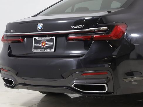 Used 2022 BMW 750i xDrive w/ M Sport Package image 58