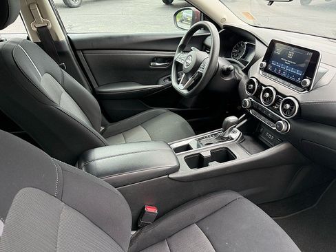 Used 2024 Nissan Sentra SV FWD image 24