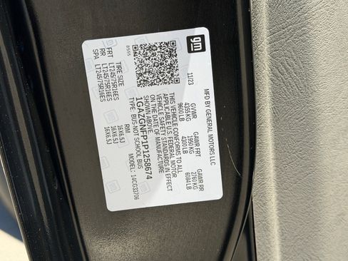 Used 2023 Chevrolet Express 3500 LS RWD image 32