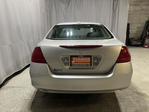Used 2006 Honda Accord EX-L image 4