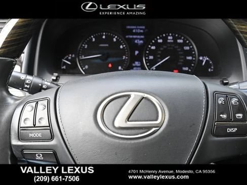 Used 2015 Lexus LS 460 w/ Comfort Package RWD image 10