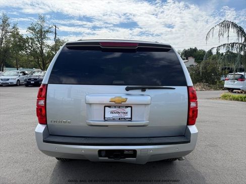 Used 2013 Chevrolet Tahoe LT w/ Luxury Package AWD/4WD image 6