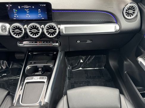 Certified 2024 Mercedes-Benz GLB 250 4MATIC image 26