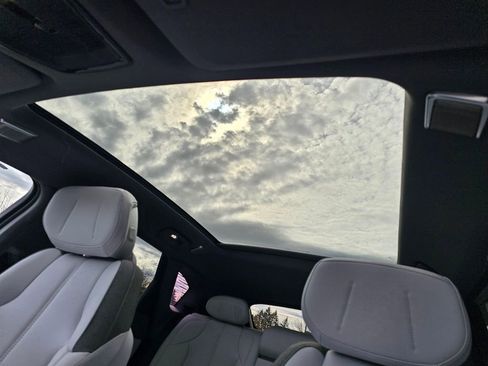 New 2026 Cadillac Optiq Sport 1 image 21