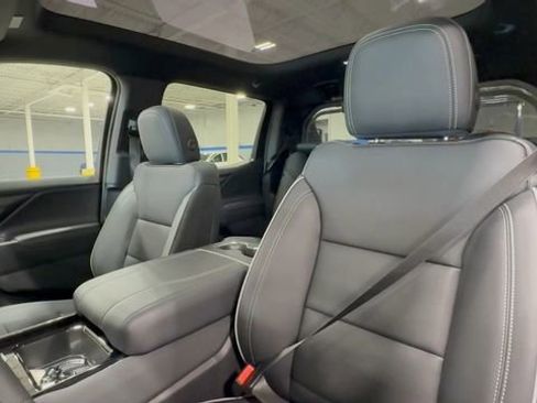 New 2026 Chevrolet Silverado EV LT AWD/4WD image 18
