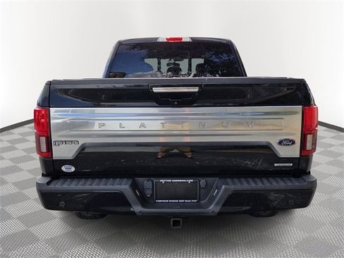 Used 2018 Ford F150 Platinum w/ Equipment Group 701A Luxury image 5