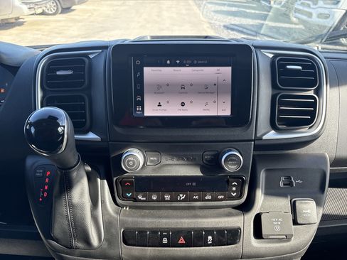 New 2025 RAM ProMaster 2500 w/ Quick Order Package 22G SLT image 20