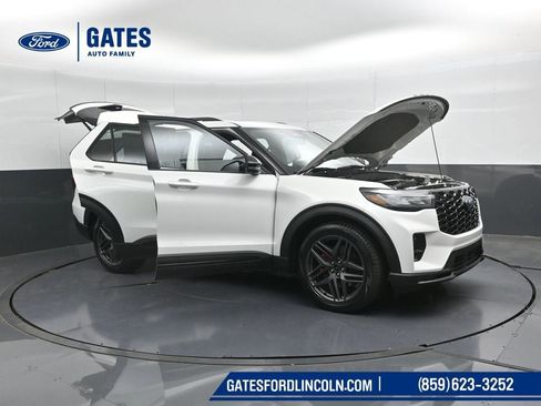 New 2026 Ford Explorer ST w/ Sun And Sound Package image 65