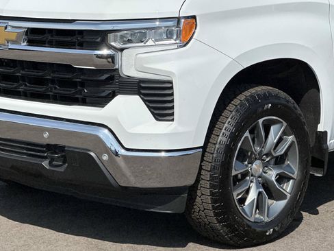 Used 2026 Chevrolet Silverado 1500 LT w/ Safety Package AWD/4WD image 7