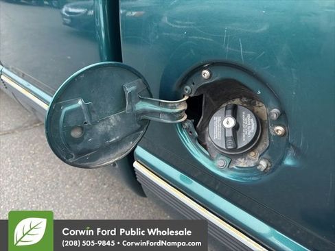 Used 1998 Chevrolet Silverado 1500 2WD Extended Cab image 10