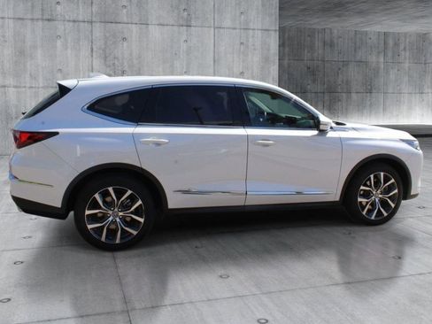 Used 2023 Acura MDX FWD w/ Technology Package image 7