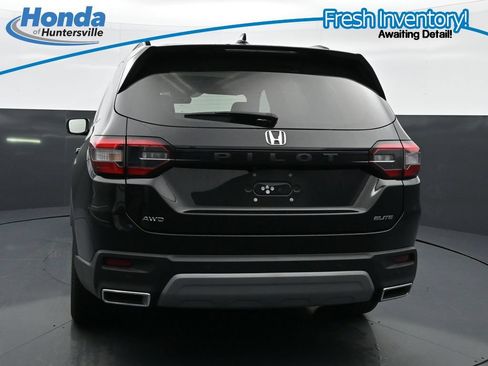 Used 2023 Honda Pilot Elite image 8