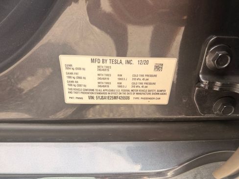 Used 2021 Tesla Model S Long Range Plus AWD/4WD image 36