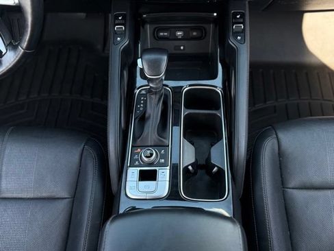 Used 2022 Kia Telluride EX w/ Towing Package AWD/4WD image 26