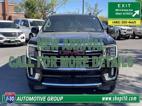 Used 2021 GMC Yukon XL SLT w/ SLT Luxury Package image 3