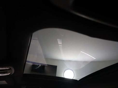 Used 2020 Kia Stinger GT-Line w/ Sun & Sound Package image 22