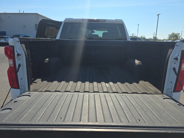 Used 2022 Chevrolet Silverado 1500 RST w/ LPO, Blackout Package AWD/4WD image 13