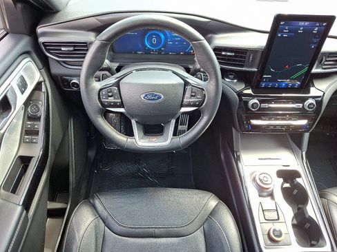 Used 2023 Ford Explorer ST w/ Equipment Group 401A AWD/4WD image 13