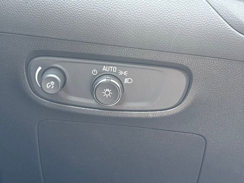 Certified 2024 Buick Encore GX Sport Touring w/ Comfort Package AWD/4WD image 26