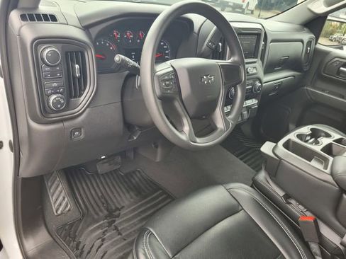 Used 2022 Chevrolet Silverado 1500 Custom Trail Boss image 9