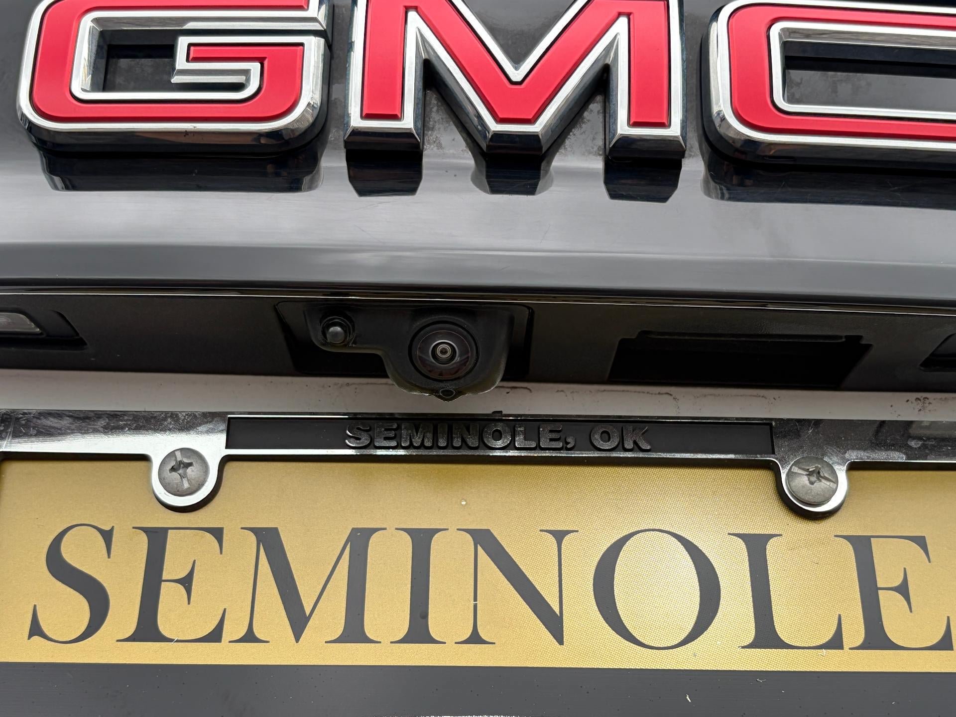 Used 2026 GMC Acadia Elevation w/ Elevation Premium Package FWD image 9