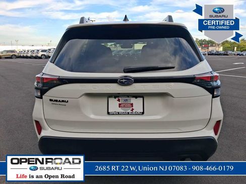 Used 2026 Subaru Forester Premium AWD/4WD image 4