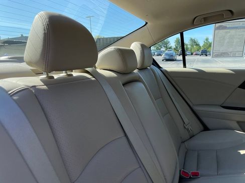 Used 2015 Honda Accord EX-L image 37