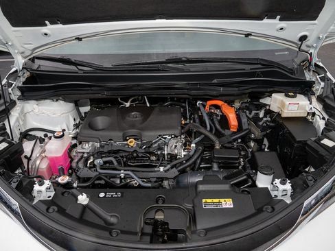 Used 2021 Toyota Sienna XLE image 15