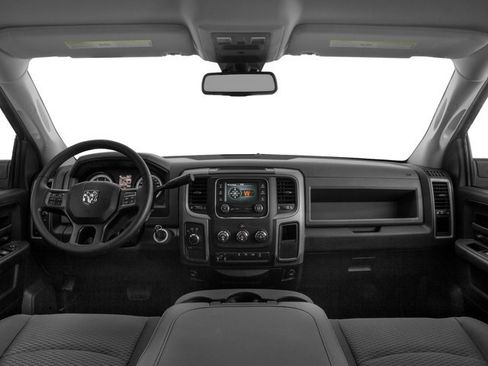 Used 2017 RAM 2500 Tradesman w/ Chrome Appearance Group AWD/4WD image 11