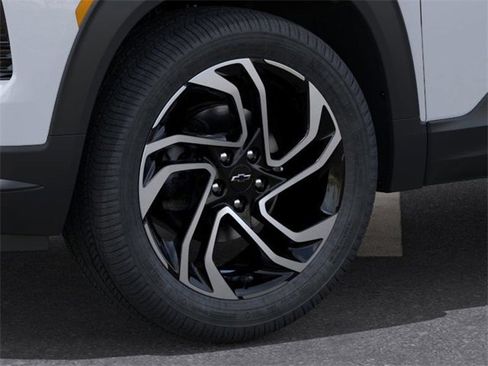 New 2026 Chevrolet TrailBlazer RS w/ Convenience Package image 9