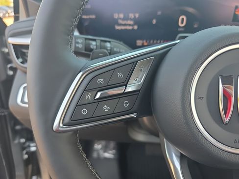 New 2026 Buick Enclave Avenir w/ Super Cruise Package FWD image 18