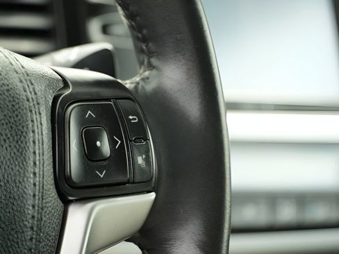 Used 2015 Toyota Highlander XLE AWD/4WD image 20