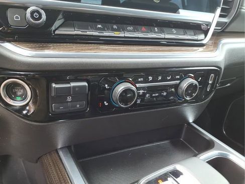 Used 2024 Chevrolet Silverado 1500 LT Trail Boss image 27