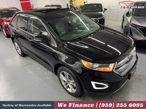 Used 2017 Ford Edge Titanium w/ Equipment Group 301A AWD/4WD image 17