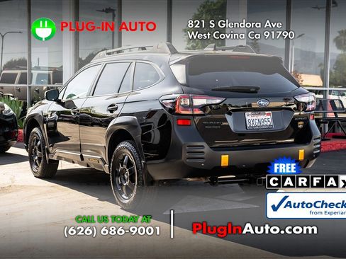 Used 2022 Subaru Outback Wilderness w/ Wilderness Package image 2