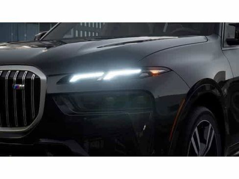 New 2026 BMW X7 M60i AWD/4WD image 6