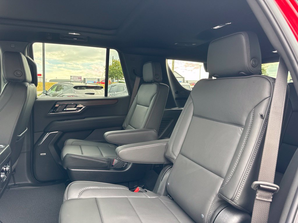 New 2026 GMC Yukon Denali w/ Sun & Power Step Package AWD/4WD image 31