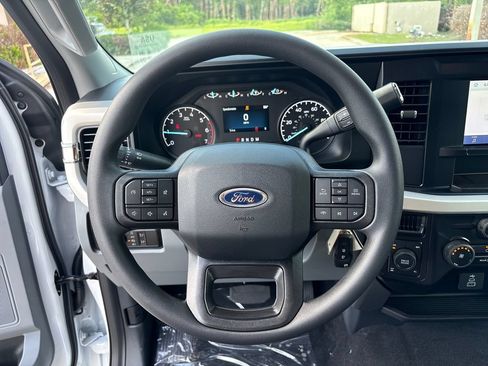 New 2026 Ford F250 XL w/ STX Appearance Package AWD/4WD image 17