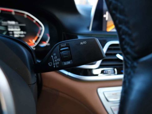 Used 2020 BMW 750i xDrive w/ Executive Package image 46