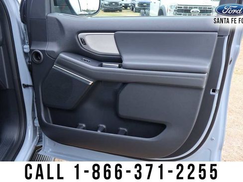 New 2026 Ford Expedition Active image 26