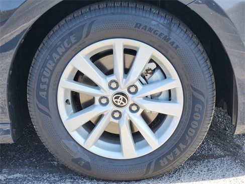 New 2026 Toyota Camry LE image 7