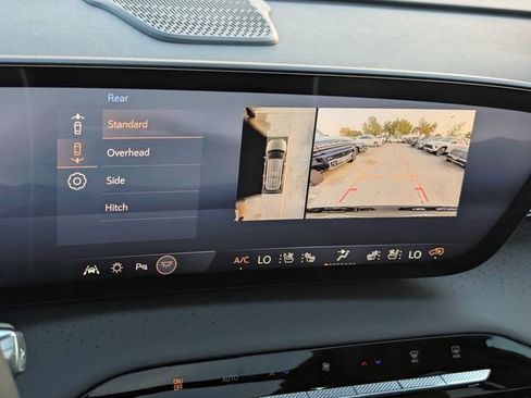 New 2026 Buick Enclave Avenir w/ Super Cruise Package FWD image 12