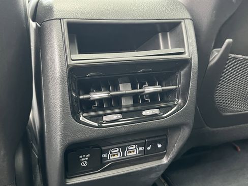 Used 2023 Jeep Grand Cherokee 4xe image 17