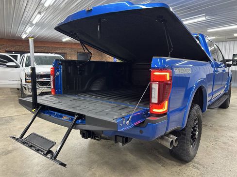 Used 2021 Ford F250 Lariat image 13