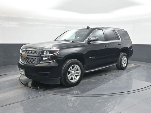 Used 2020 Chevrolet Tahoe LS w/ Enhanced Driver Alert Package image 31