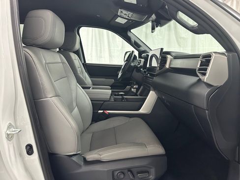Used 2025 Toyota Tundra Limited image 63