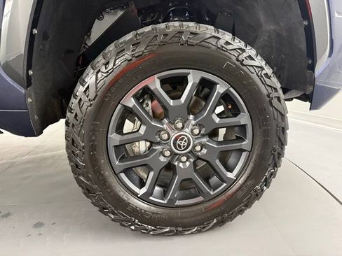 Used 2023 Toyota Tundra Platinum w/ Advanced Package image 10