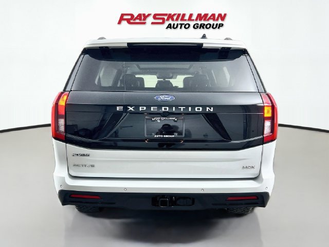 Used 2025 Ford Expedition Max Active AWD/4WD image 6