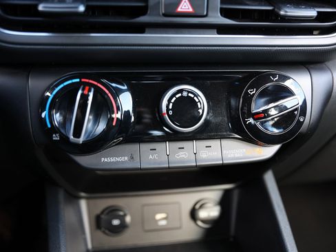 Certified 2023 Hyundai Kona SE image 26